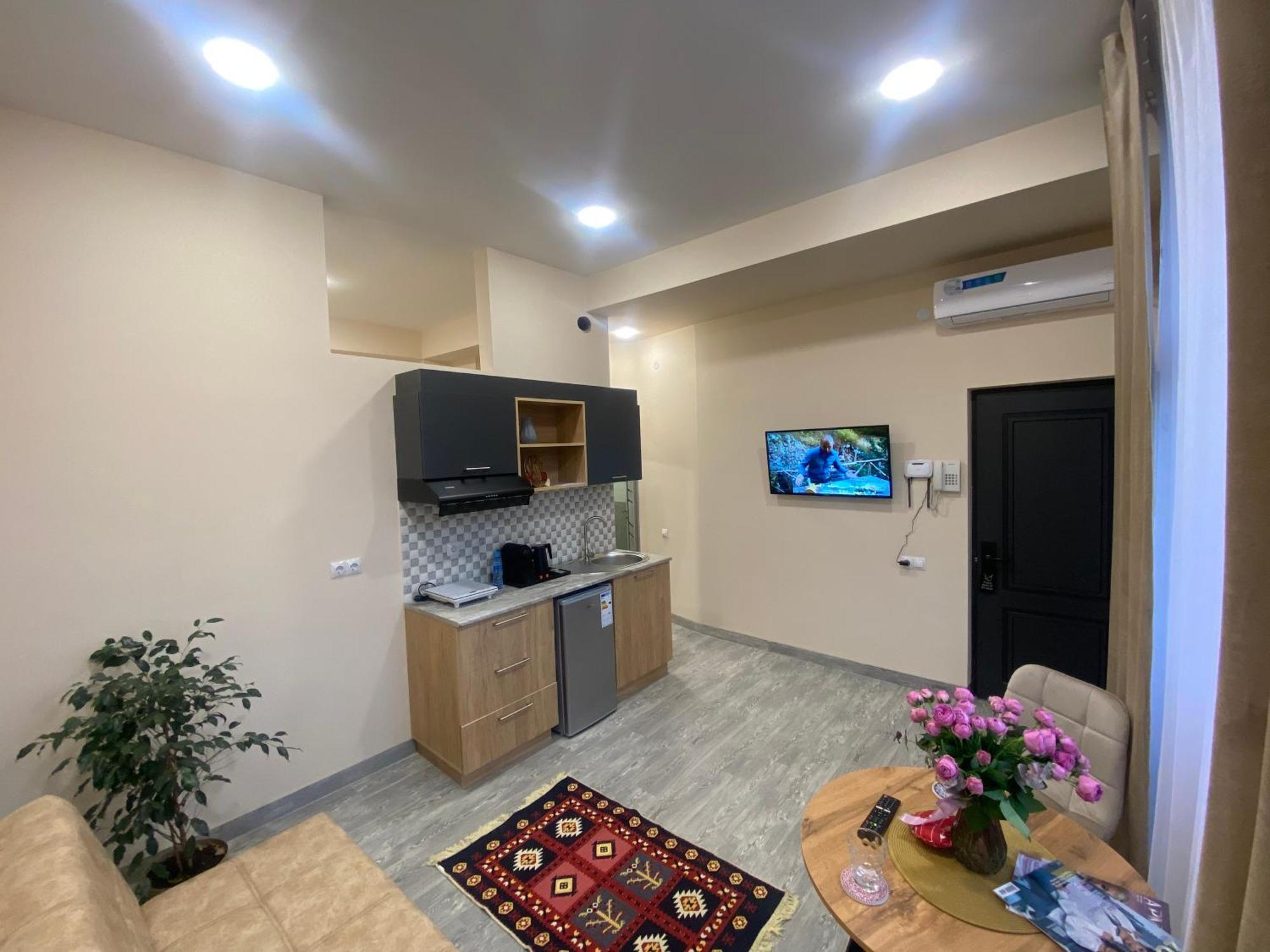 Sofia Suite Hotel Erywań Zewnętrze zdjęcie